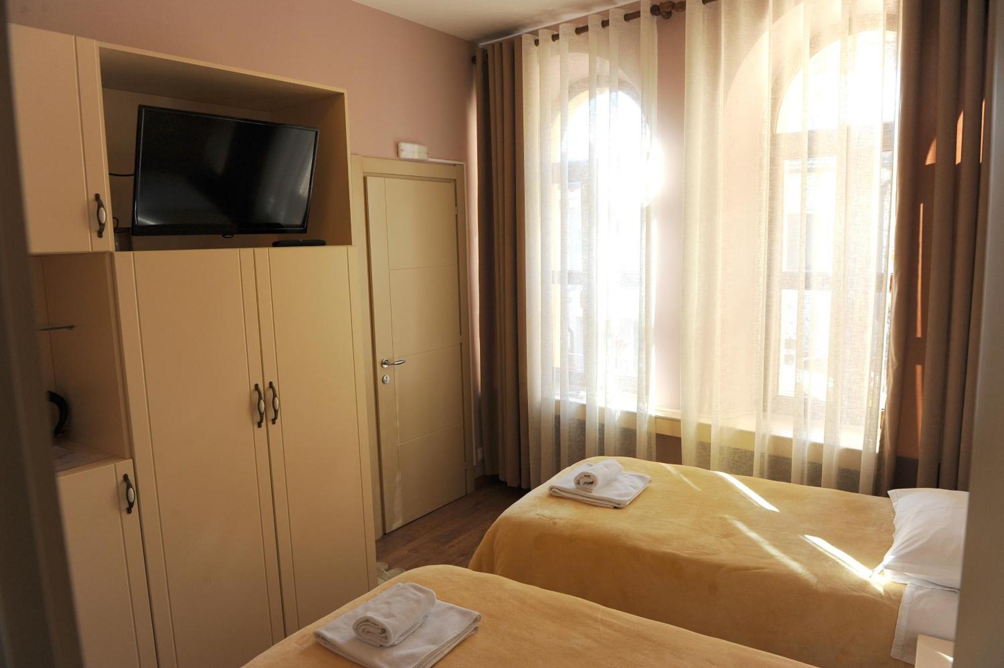 Art Rooms Gjuhadol Shkodër Buitenkant foto